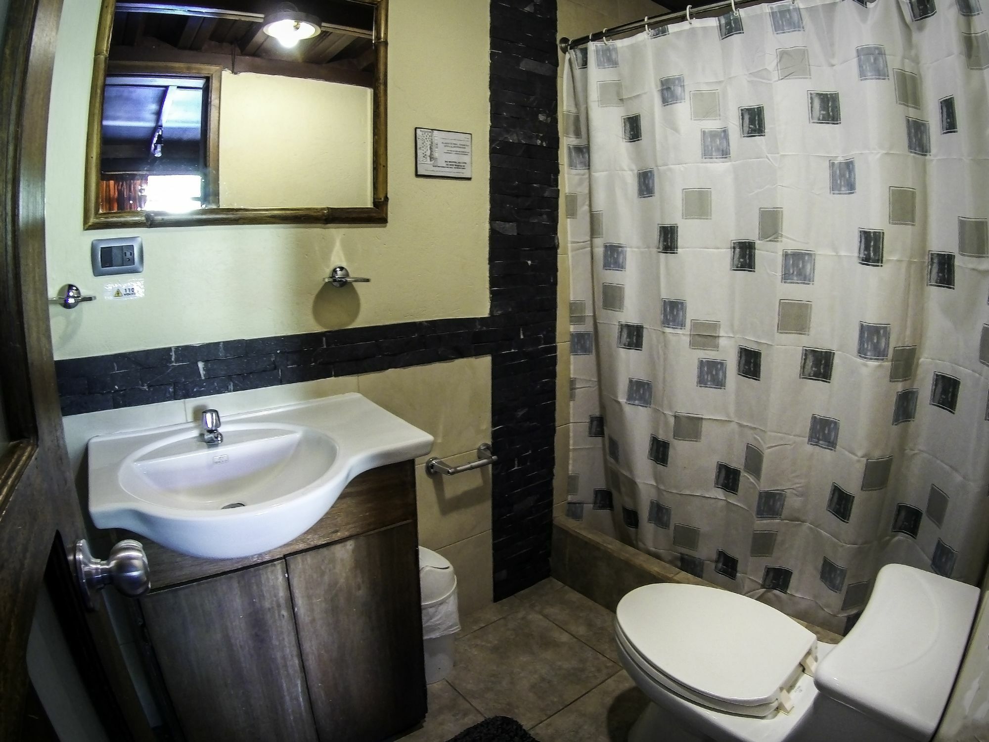 Arupo Bed And Breakfast Quito Zewnętrze zdjęcie